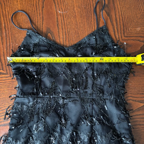 Black sequin flapper mini dress with fringe 🖤 - Picture 3 of 5